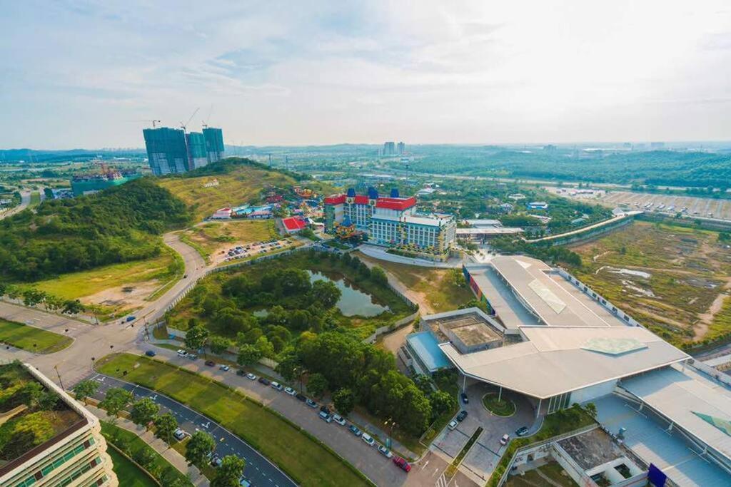 Appartement Afiniti Residensi Legoland Medini à Nusajaya  Extérieur photo